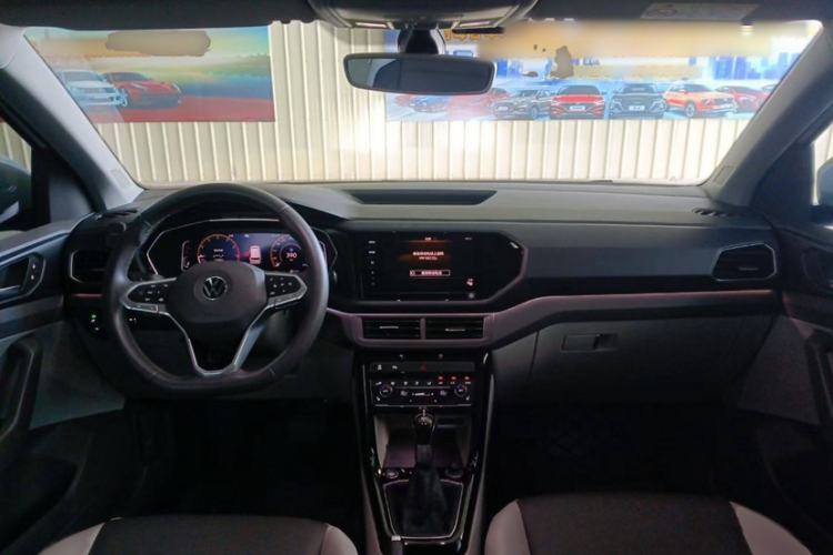 Used Volkswagen Tacqua 2020 280TSI DSG EnjoyPro
