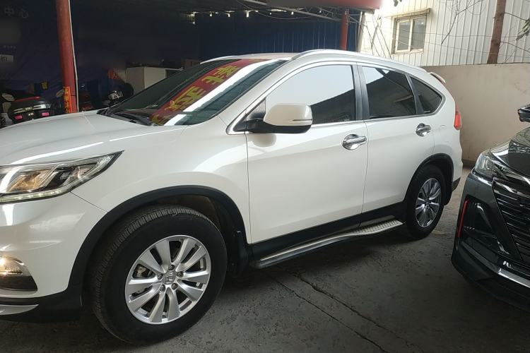 Used Honda CR-V 2016 2.0L two-wheel drive Urban Edition
