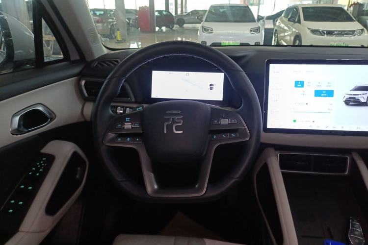 Used BYD Yuan UP 2025 Intelligent Driving Version 401 km Leading Edition