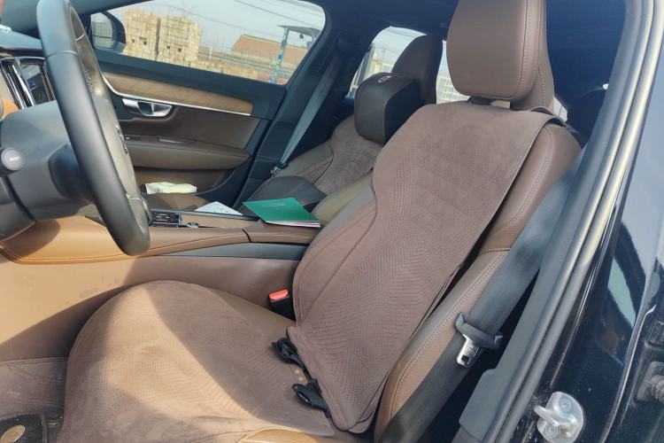 Used Volvo S90 2025 B5 Zhiyi Luxury Edition