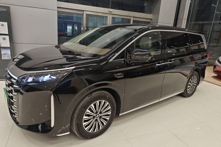 Used BYD Xia 2025 DM-i 1.5T 180km Beyond Edition
