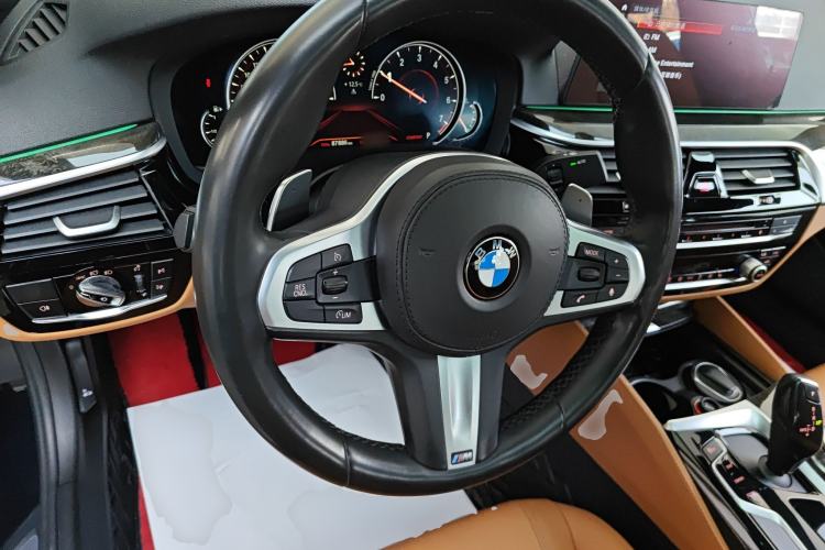 Used BMW 5 Series 2018 530Li Leading Model M Sport Package
