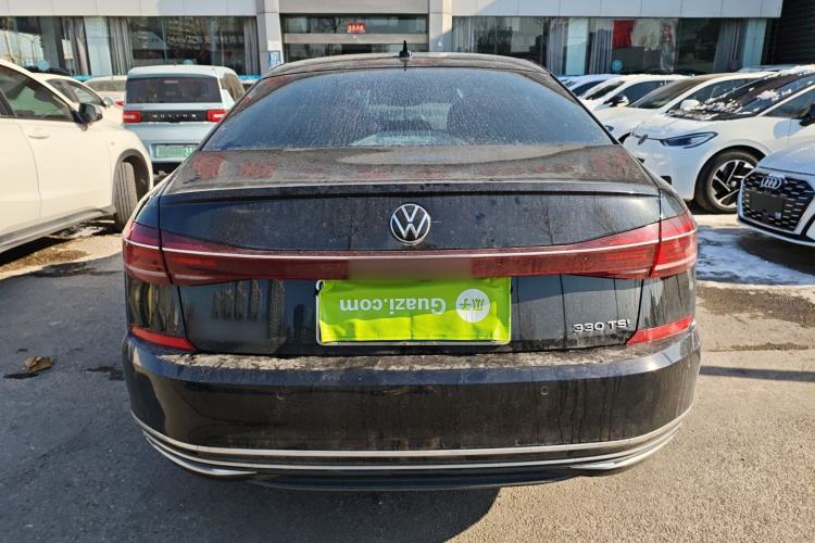 Used Volkswagen Passat 2022 330TSI Starry Luxury Edition – Exclusive Special Edition