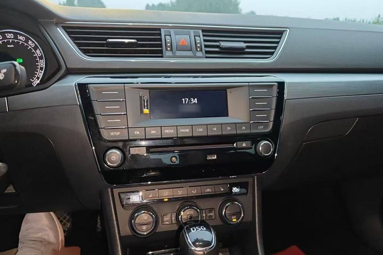 Used Skoda Superb 2016 TSI280 DSG Innovation Edition
