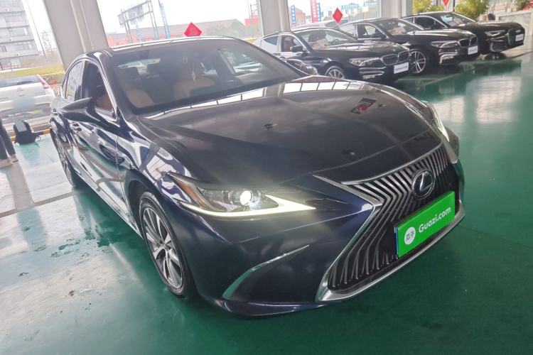 Used Lexus ES 2020 200 Excellence Edition