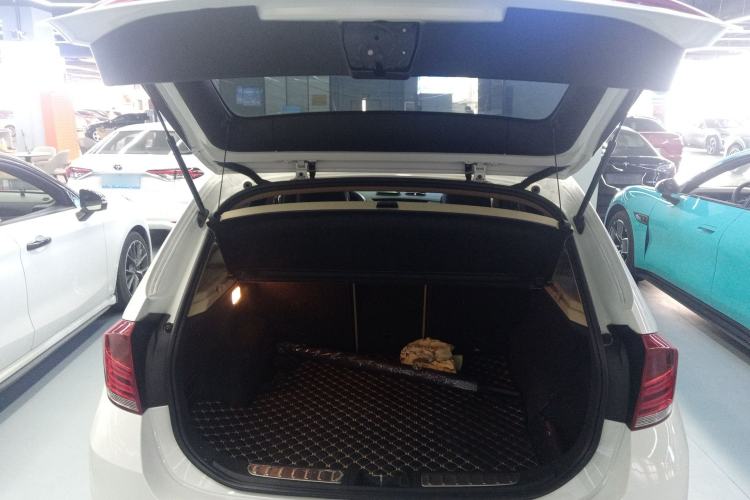 Used BMW X1 2014 sDrive18i Leading Model
