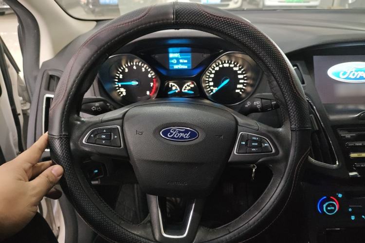 Used Ford Focus 2017 Sedan 1.6L Automatic Fashion Edition Smart Drive Version