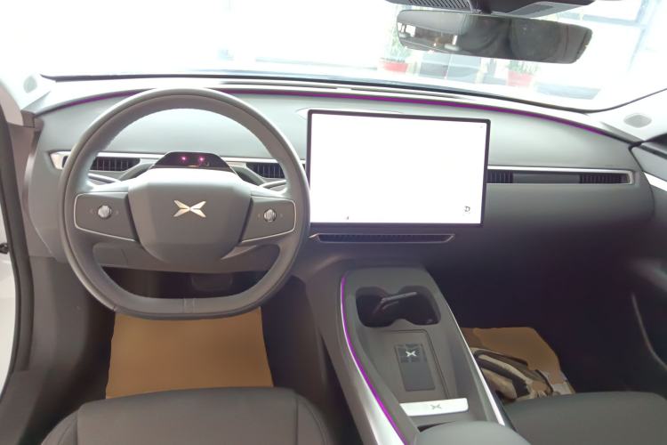 Used XPeng MONA M03 2024 620 with Ultra-Long Range
