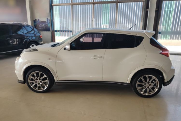 Used Infiniti ESQ 2014 1.6L Spontaneous Edition
