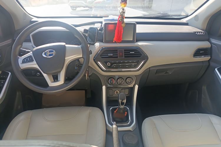 Used  M70 2017 1.5L manual first-class cabin
