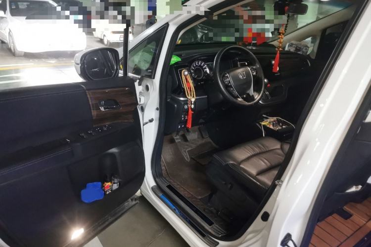 Used Honda Elysion 2016 2.4L Style Edition