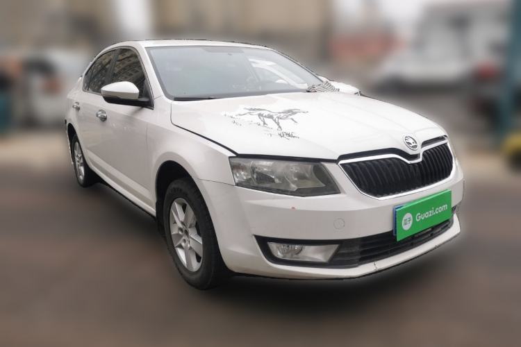 Used Skoda Octavia 2015 1.6L Manual Eado Edition