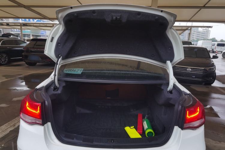 Used Chevrolet Malibu 2016 2.0L Automatic Luxury Edition