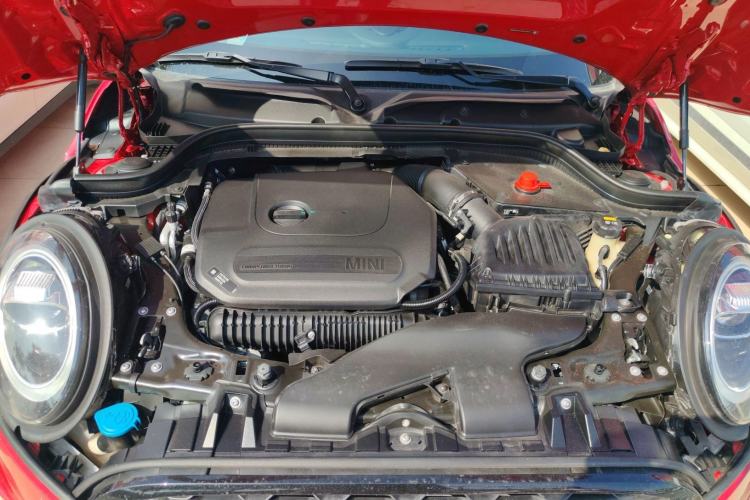 Used  MINI 2019 2.0T COOPER S Racing Edition Five-Door Version
