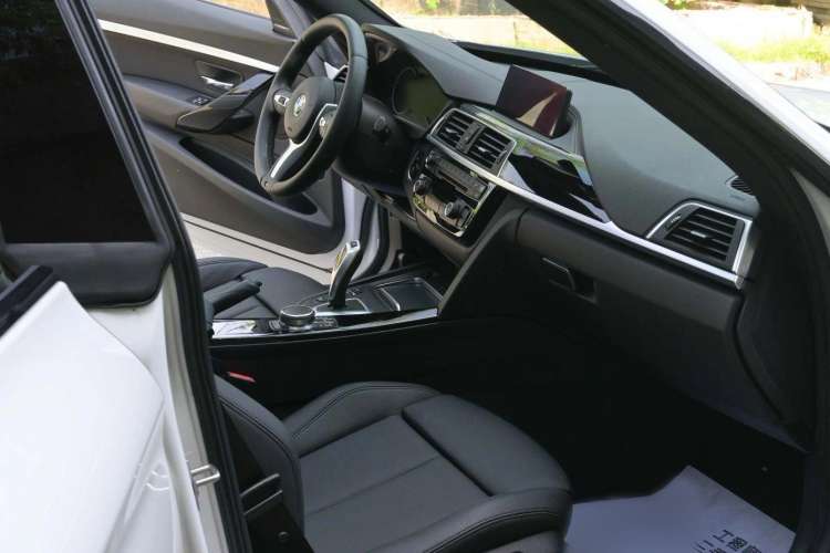 Used BMW 3 Series GT 2019 320i M Sport Package
