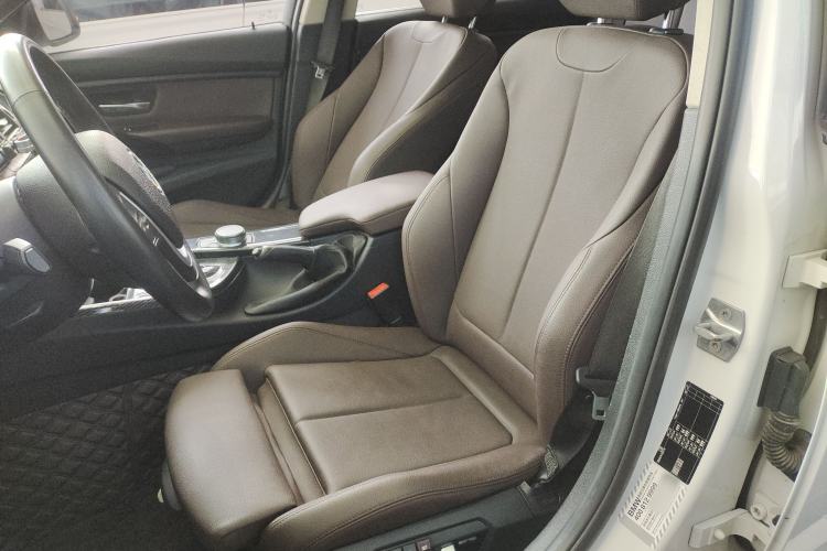 Used BMW 3 Series 2019 320Li Fashion Model
