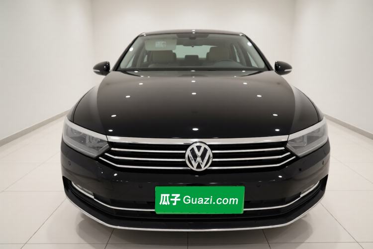 Used Volkswagen Magotan 2017 380TSI DSG Luxury Model
