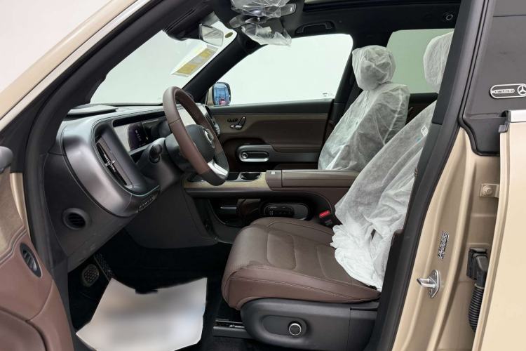 Used  #5 2024 Long-Range Journey Luxury Edition