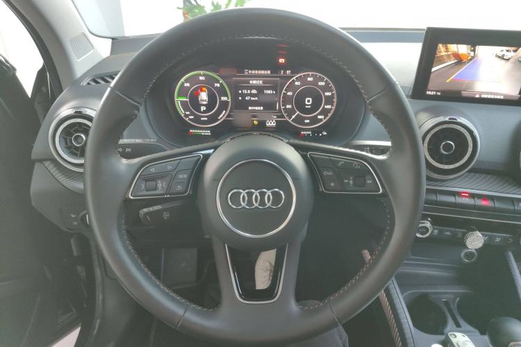 Used Audi Q2L e-tron 2022 Q2L e-tron Pure Electric Smart Enjoyment Model
