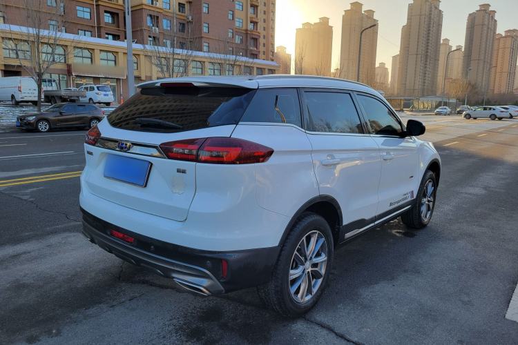 Used Geely Auto Emgrand X7 Sport 2018 1.8TD Automatic Two-Wheel Drive Smart Connect 4G Internet Edition
