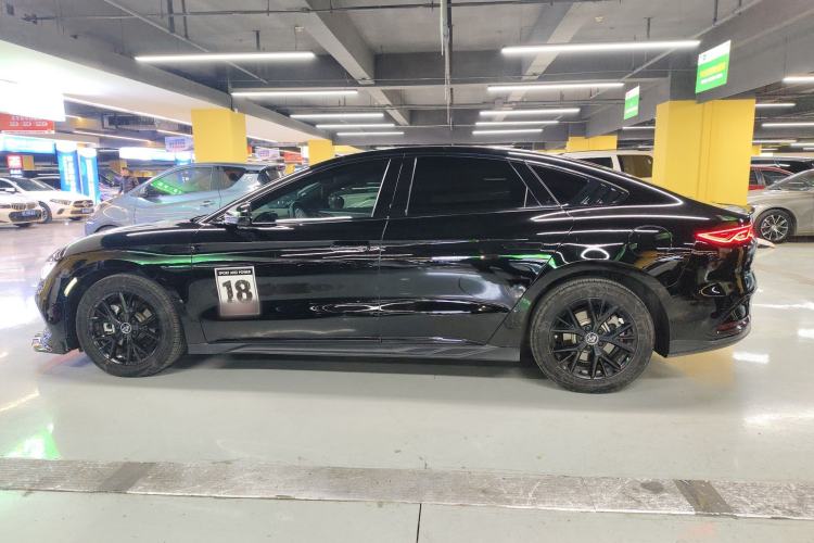 Used BYD Han 2024 DM-i Glory Edition 121KM Prestige Model
