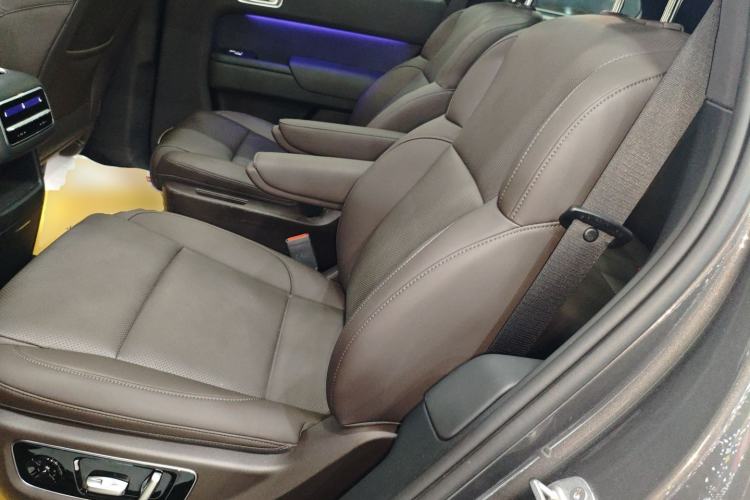 Used Li Auto L8 2023 Pro Model
