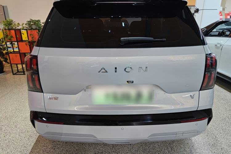 Used AION V 2024 Aion Tyrannosaurus 650 Smart Premium Edition