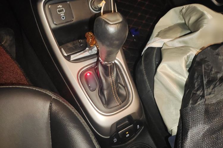 Used  Compass 2017 200T Automatic Family Edition
