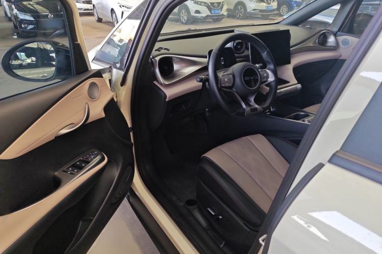 Used BYD Dolphin 2023 420 km Fashion Edition
