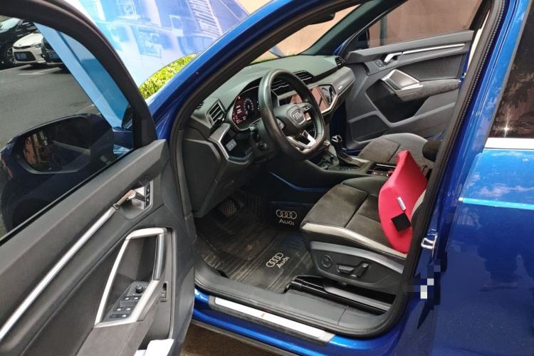 Used Audi Q3 2020 40 TFSI Fashion Dynamic Model
