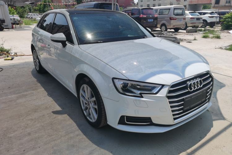 Used Audi A3 2020 Restyled Sportback 35 TFSI Entry-Level China VI Emission Standard
