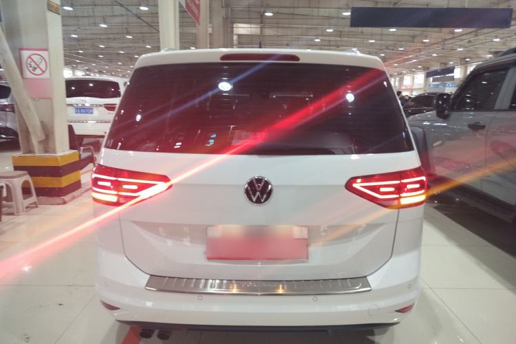 Used Volkswagen Touran 2021 Touran L 280TSI DSG Comfort Edition 7 Seats
