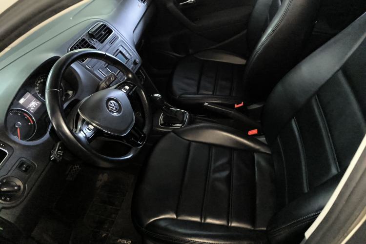 Used Volkswagen Polo 2016 1.6L Automatic Comfort Model