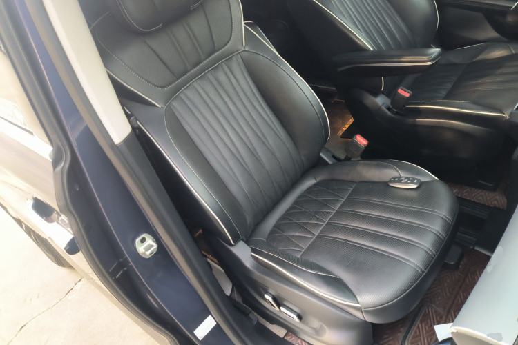 Used Roewe iMAX8 2021 400TGI Supreme Series Prestige Edition