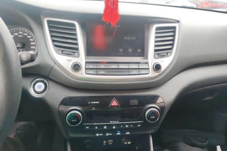 Used Hyundai Tucson 2015 1.6T Dual-Clutch Two-Wheel-Drive Smart Model