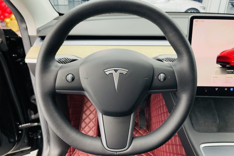 Used Tesla Model Y 2022 Rear-Wheel-Drive Version
