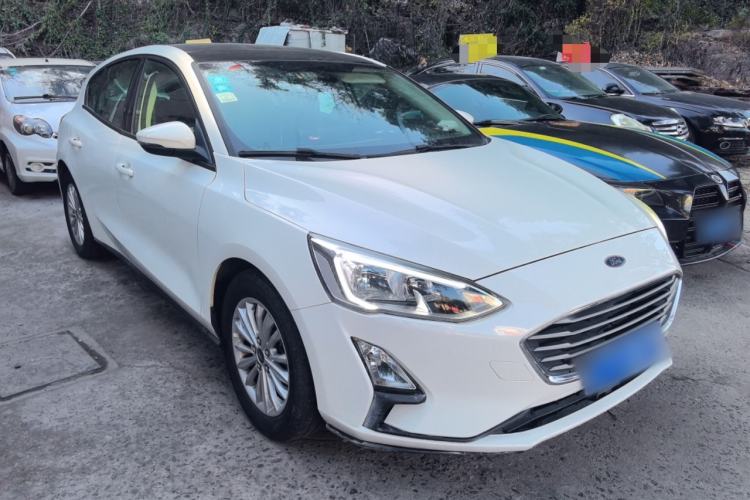 Used Ford Focus 2019 Two-Door EcoBoost 125 Automatic Trendy Model China V Standard