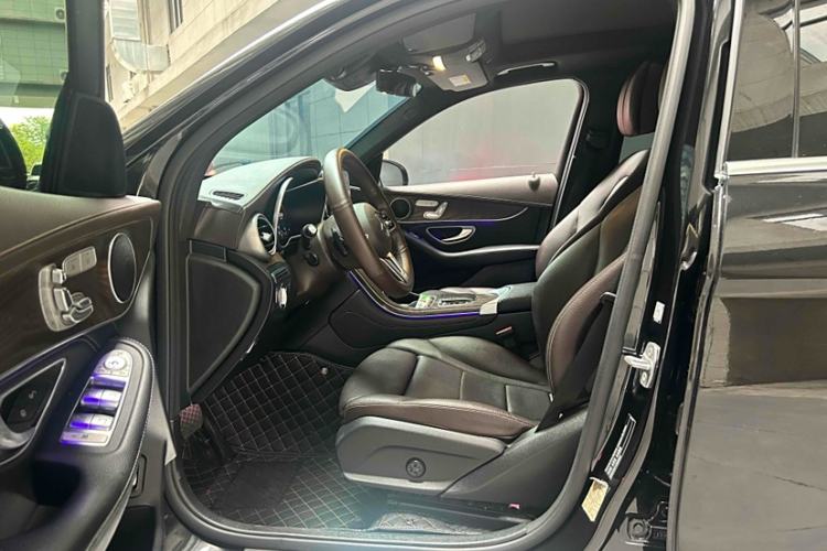 Used Mercedes-Benz GLC 2020 GLC 300 L 4MATIC Dynamic Edition
