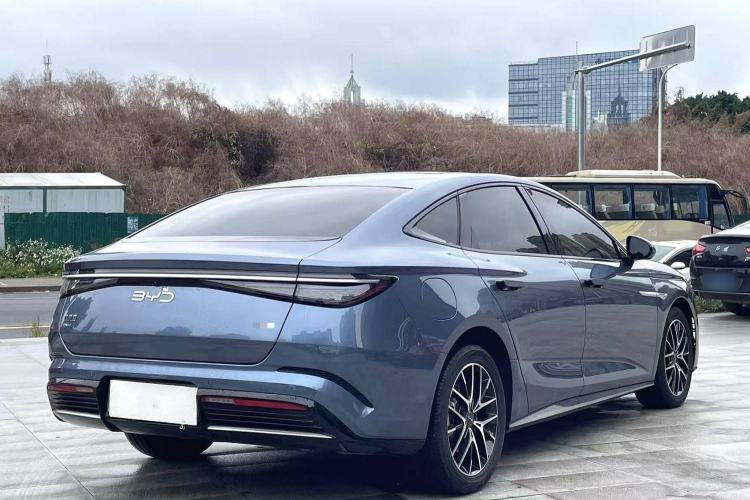 Used BYD Seal 2023 DM-i 1.5L 121km Prestige Model
