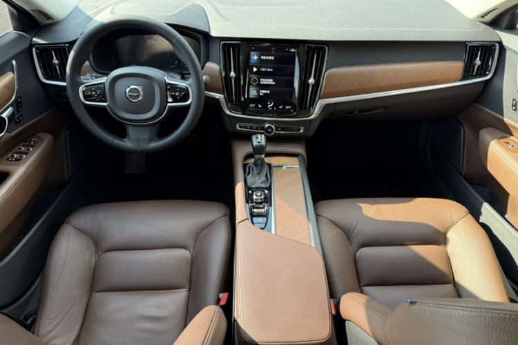Used Volvo S90 2020 T5 Zhiyi Luxury Edition
