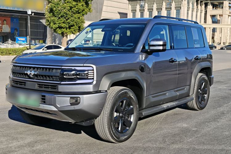 Used Formula Leopard Leopard 5 