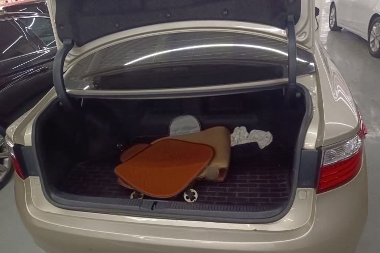 Used Lexus ES 2013 300h Elite Edition