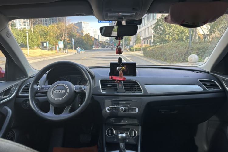 Used Audi Q3 2018 30th Anniversary Edition 35 TFSI Fashion Model