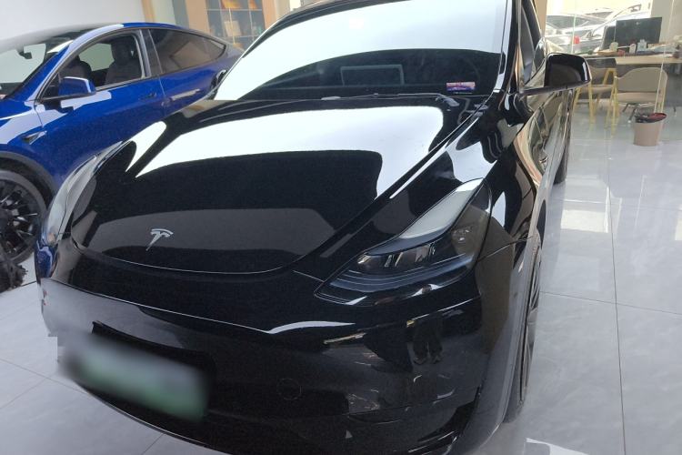 Used Tesla Model Y 2023 Rear-Wheel-Drive Version
