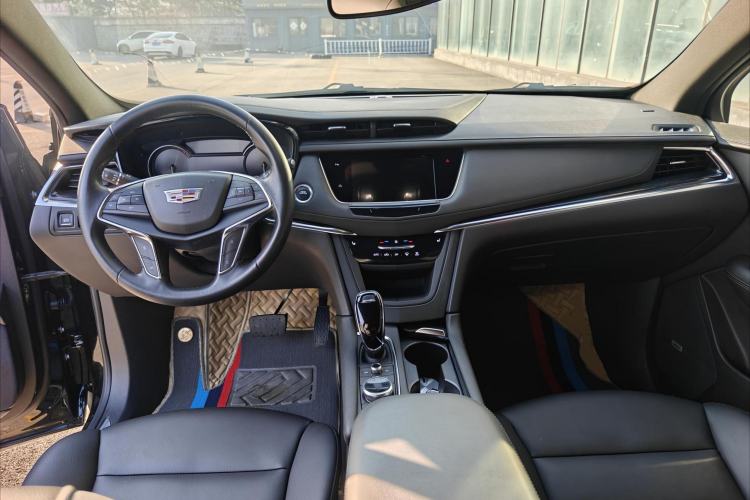 Used Cadillac XT5 2022 2.0T Two-Wheel Drive Luxury Version
