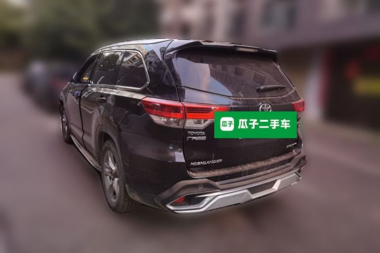 Used Toyota Highlander 2018 2.0T Four-Wheel Drive Luxury Edition 7 Seats China V Emission Standard
