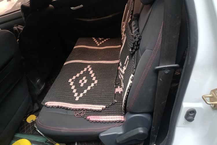 Used FAW Yingzhi 727 2016 1.5L Startup Edition
