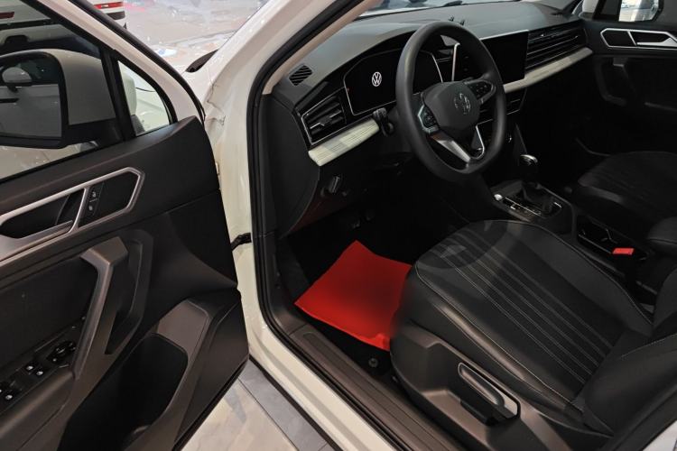 Used Volkswagen Tiguan L 2022 330TSI Automatic Two-Wheel Drive Comfort Edition
