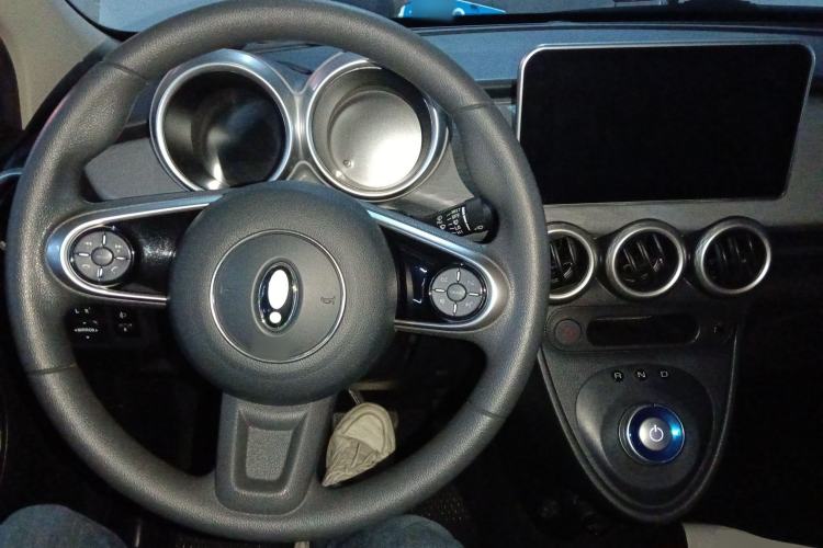 Used ORA Black Cat 2022 Updated Version 301 km Cute Pet Edition Lithium Iron Phosphate