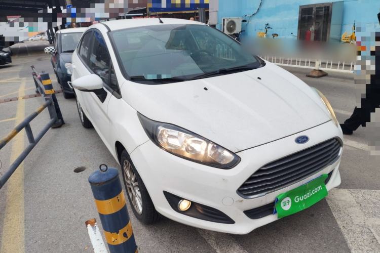 Used Ford Fiesta 2013 Sedan 1.5L Automatic Fashion Edition

